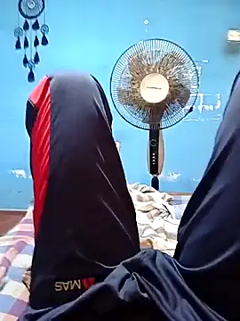 Snapshot of ashenerantha chatting on 11/23/25, 02:11 ashenerantha online show from 11/23/25, 02:11