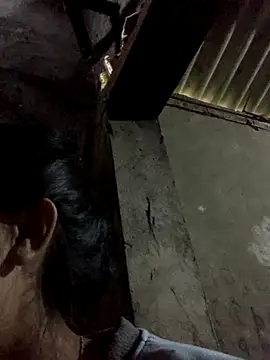 Snapshot of Halyy_xx chatting on 11/03/25, 01:29 Halyy xx online show from 11/03/25, 01:29