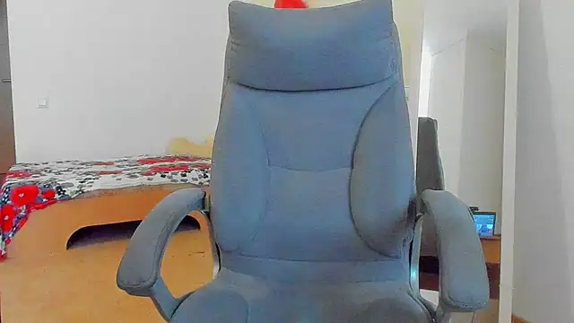 Liza-Mendez online show from 11/23/25, 06:13