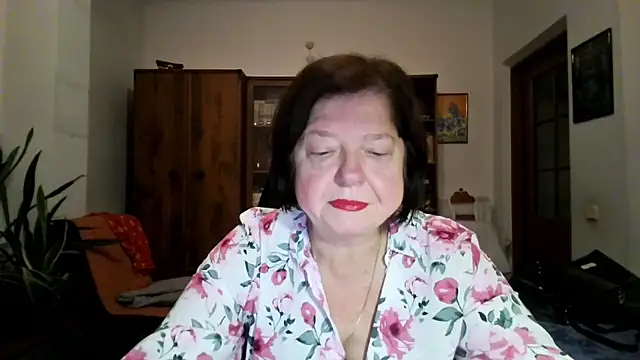 Violet Pulse online show from 11/08/25, 04:18