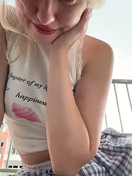 RonnieKiss online show from 12/05/25, 06:00