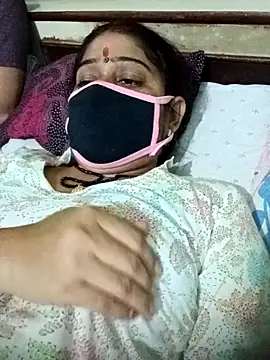 Snapshot of Cute-Charvii chatting on 10/30/25, 09:55 Cute-Charvii online show from 10/30/25, 09:55