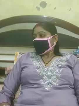 Cute-Charvii online show from 11/11/25, 04:45