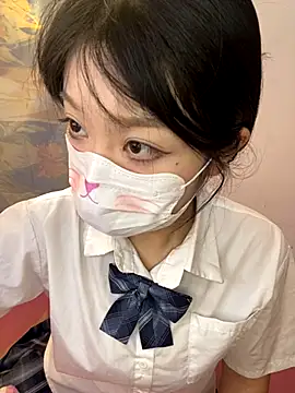 AZ37866 online show from 10/04/25, 02:42