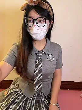 AZ37866 online show from 10/10/25, 02:54