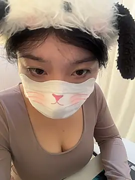 AZ37866 online show from 11/06/25, 01:50