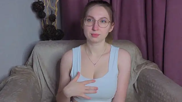 DaliaRadtke online show from 11/19/25, 06:19