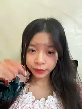 Snapshot of mau15_ chatting on 09/30/25, 03:06 mau15 online show from 09/30/25, 03:06