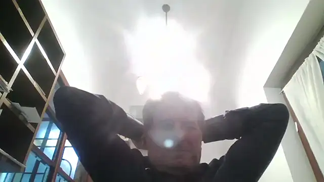 Snapshot of sayeaprayer65 chatting on 10/15/25, 09:09 sayeaprayer65 online show from 10/15/25, 09:09