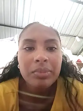 Snapshot of _Canella_ chatting on 09/27/25, 02:38  Canella  online show from 09/27/25, 02:38