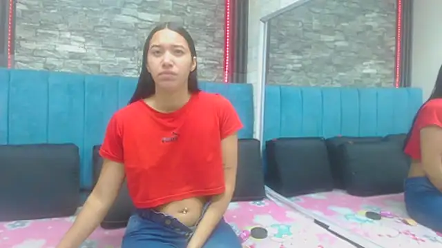 Lil Rose2006 online show from 11/08/25, 10:59