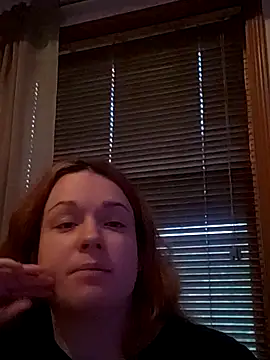 Snapshot of bigbutttmilf chatting on 09/24/25, 11:46 bigbutttmilf online show from 09/24/25, 11:46