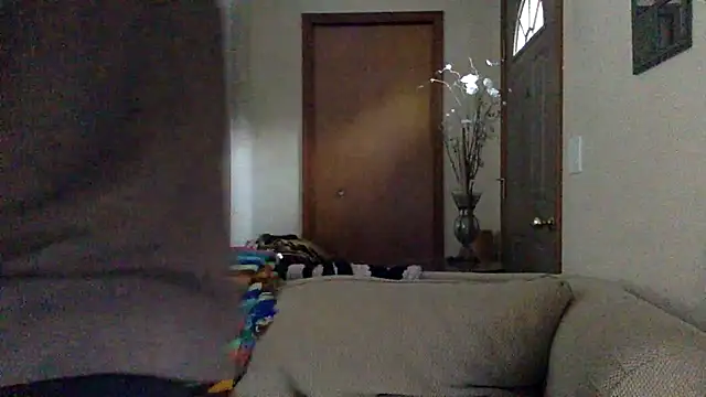 Snapshot of bigbutttmilf chatting on 10/22/25, 01:44 bigbutttmilf online show from 10/22/25, 01:44