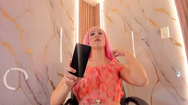 Snapshot of Marian_Cristal chatting on 02/13/26, 04:52 Marian Cristal online show from 02/13/26, 04:52