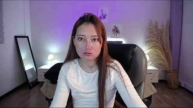 Samara Hilton 2 online show from 12/03/25, 07:56