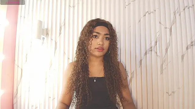 Missdionne curly online show from 09/25/25, 11:47