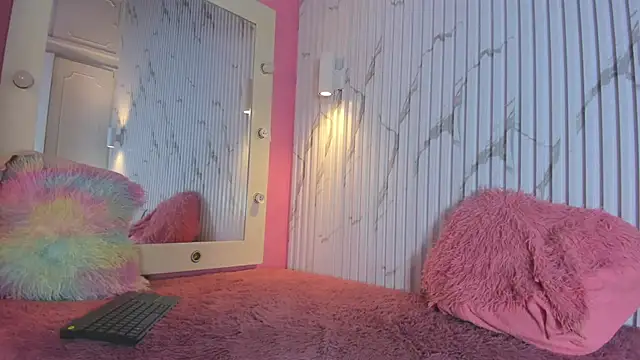 Missdionne curly online show from 11/26/25, 11:11