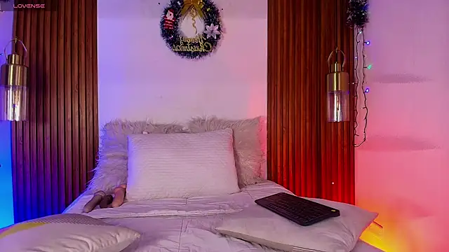 EvaGoddess  online show from 12/13/25, 08:14