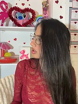 Snapshot of Julieta_Duque chatting on 02/10/26, 02:37 Julieta Duque online show from 02/10/26, 02:37