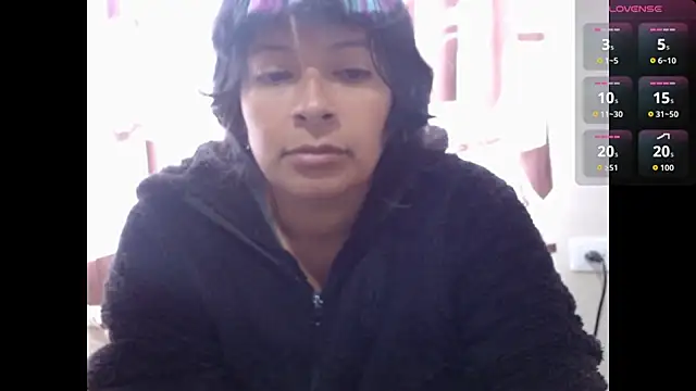 Acelinrose online show from 06/25/26, 01:37