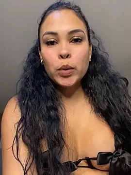 FOX LATINA online show from 04/28/26, 03:22