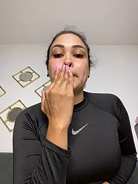 FOX LATINA online show from 06/08/26, 02:01
