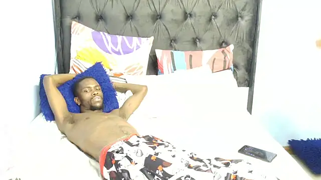 Snapshot of Dandelion_enigman chatting on 10/26/25, 08:26 Dandelion enigman online show from 10/26/25, 08:26