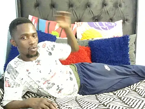 Snapshot of Dandelion_enigman chatting on 11/29/25, 09:34 Dandelion enigman online show from 11/29/25, 09:34