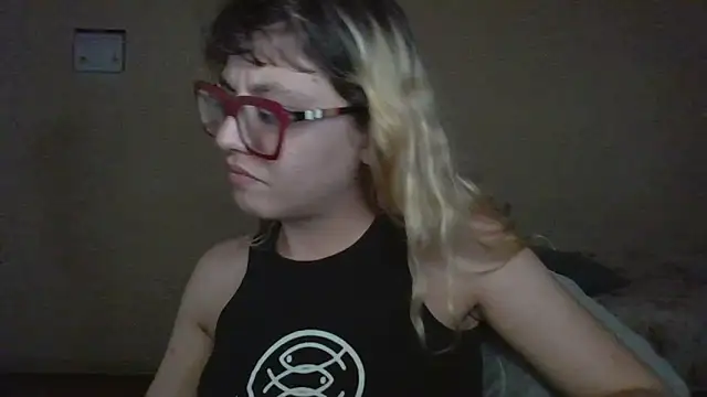 Snapshot of BlondieTami chatting on 03/30/26, 05:30 BlondieTami online show from 03/30/26, 05:30