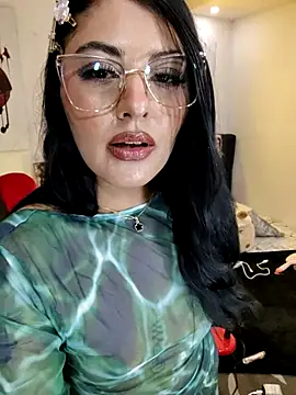 ValeNiitaLuv online show from 01/15/26, 06:07