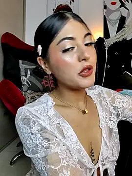 Snapshot of ValeNiitaLuv chatting on 02/12/26, 04:40 ValeNiitaLuv online show from 02/12/26, 04:40