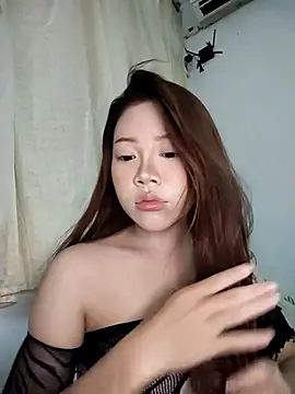 Snapshot of -Bianca- chatting on 09/23/25, 10:29 -Bianca- online show from 09/23/25, 10:29