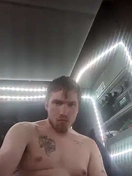 Snapshot of Bigdicktrucker26 chatting on 09/24/25, 11:52 Bigdicktrucker26 online show from 09/24/25, 11:52