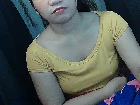 Snapshot of Hot_aya0516 chatting on 01/16/26, 05:44 Hot aya0516 online show from 01/16/26, 05:44