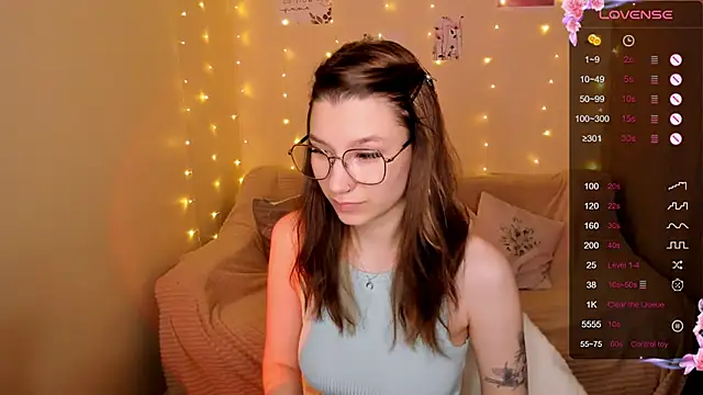 LinaBlossom  online show from 09/28/25, 02:28