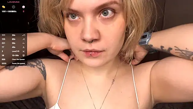 SabrinaFolts online show from 12/04/25, 07:44