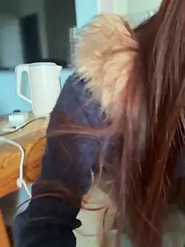 Snapshot of YY-27 chatting on 12/03/25, 05:15 YY-27 online show from 12/03/25, 05:15