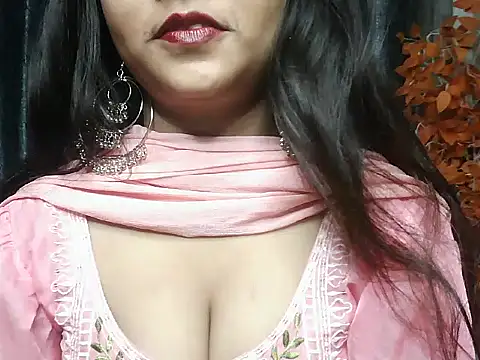 Snapshot of Sweey_Bebo chatting on 10/14/25, 05:14 Sweey Bebo online show from 10/14/25, 05:14