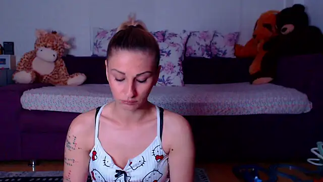CassieSpell online show from 05/05/26, 08:39