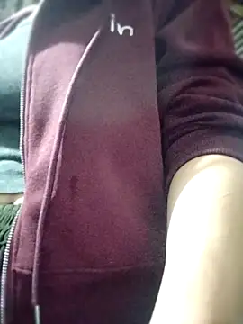 Mc chinese online show from 11/18/25, 12:27