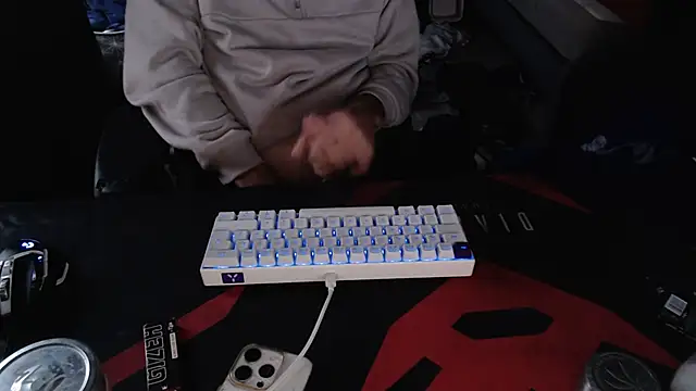 geil20CM2 online show from 10/13/25, 04:40