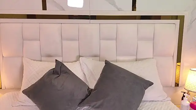 samanthaa sm online show from 12/14/25, 11:37