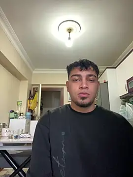 Snapshot of astoperaa chatting on 01/17/26, 08:52 astoperaa online show from 01/17/26, 08:52