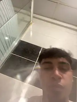 Snapshot of astoperaa chatting on 03/23/26, 05:28 astoperaa online show from 03/23/26, 05:28