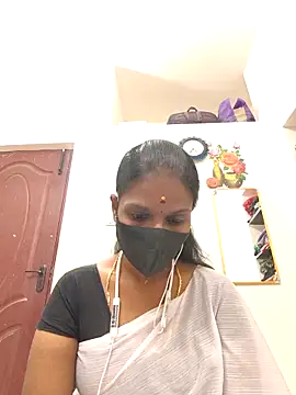 Tamil Yalini12 online show from 03/15/26, 01:50