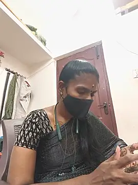 Tamil Yalini12 online show from 06/10/26, 03:33