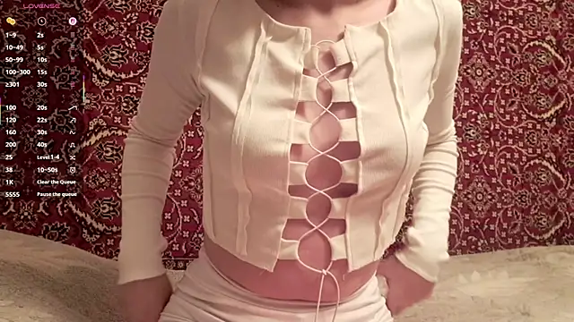 ivetabloom online show from 12/05/25, 07:21