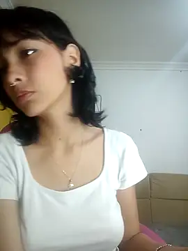 xoxo milk online show from 09/30/25, 04:34