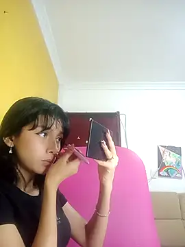 xoxo milk online show from 10/12/25, 06:40