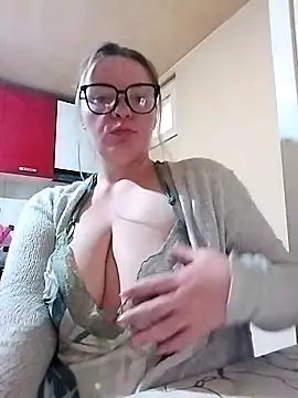 Mommygetnaughty online show from 10/05/25, 01:42